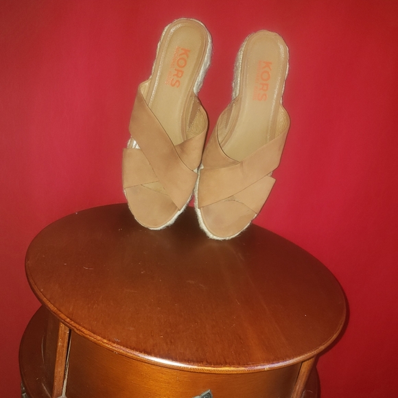 Meet your Posher, Tesorito's - Picture 7 of 8